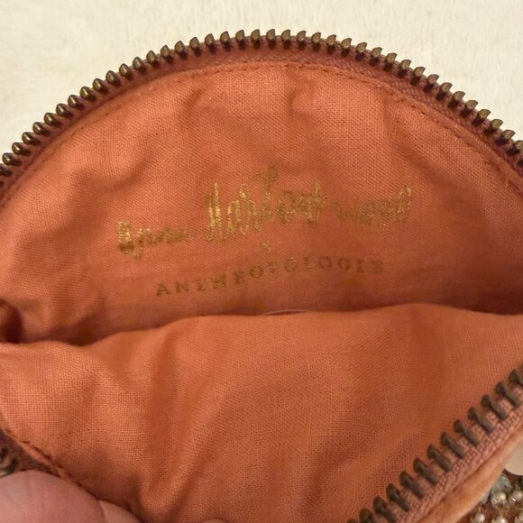 👜✨ Anna Harlow Russo- Anthropologie Monogram Crest Pouch – Letter A - Picture 2 of 5